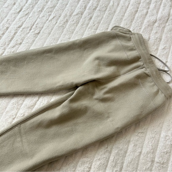 Loungeful High Rise Jogger Graphic *Full Length Size 6 in Raw Linen Stretch Cozy - Picture 9 of 14
